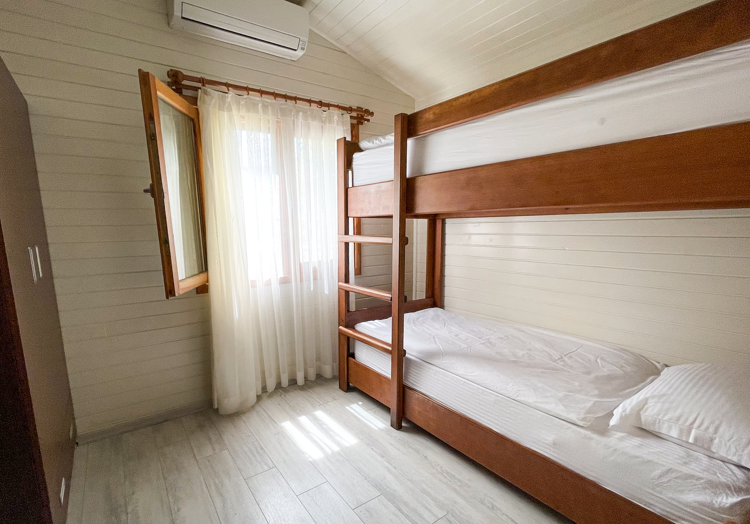 Kinderzimmer in der Garten-Lodge im Aida Hotel