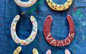 Vom Ponyhof nebenan inspiriert Basteleien aus der vamos Kinderbetreuung