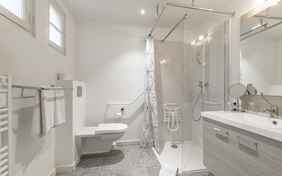 Badezimmerbeispiel App. 4/6 Pers.