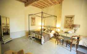 Chambre A "Cinsault" (3-Bett-Zi., auch benachbart buchbar mit Chambre B "Cabernet Sauvignon")