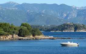 Le grand Bleu direkt vor der Anlage