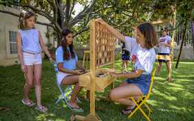 schöne Spielsachen stehen bereit - Foto: Bethel Fath