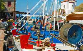 Der Hafen von Thermi