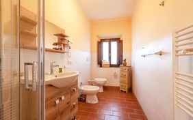 3-Zimmer Appartement Superior Badezimmer