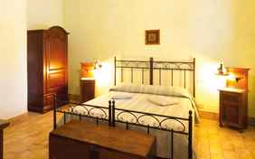 Schlafzimmer kleines 2-Zi.App. - Foto: Ingo Wandmacher