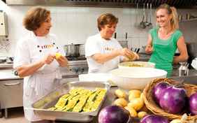 Hier wird nach Slow Food-Philosophie traditionell sizilianisch gekocht - Foto: Ingo Wandmacher