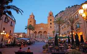 Piazza Duomo in Cefalù - Foto: Ingo Wandmacher