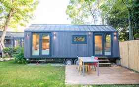 Die Außenansicht des Tiny Houses.