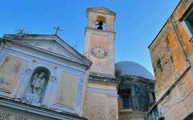 Die Kirche Santa Maria delle Grazie auf Procida ist ein Ausflug wert.