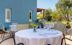 Die Außenterrasse des Restaurant.