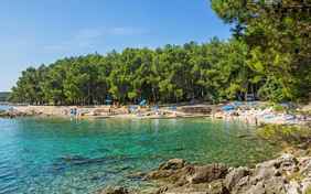 Die ca. 400 m entfernte Badebucht