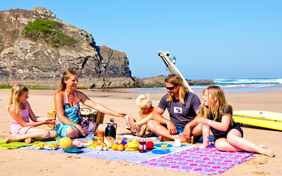 Etwa 30 Autominuten entfernt liegen die wilden Sandstrände des Atlantik. - Foto: Philip Nürnberger