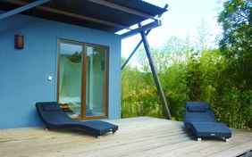 Außenansicht Akazie