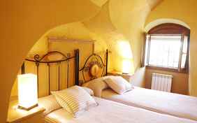 Drinnen ist es auch im Sommer angenehm - großes 3-Zimmer-Appartement - Foto: Lolo Vasco