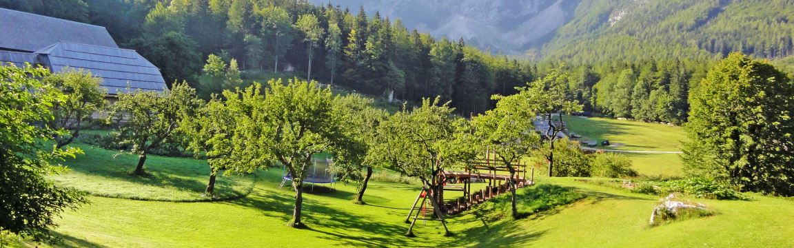 Aussicht mit wunderschöner Berglandschaft