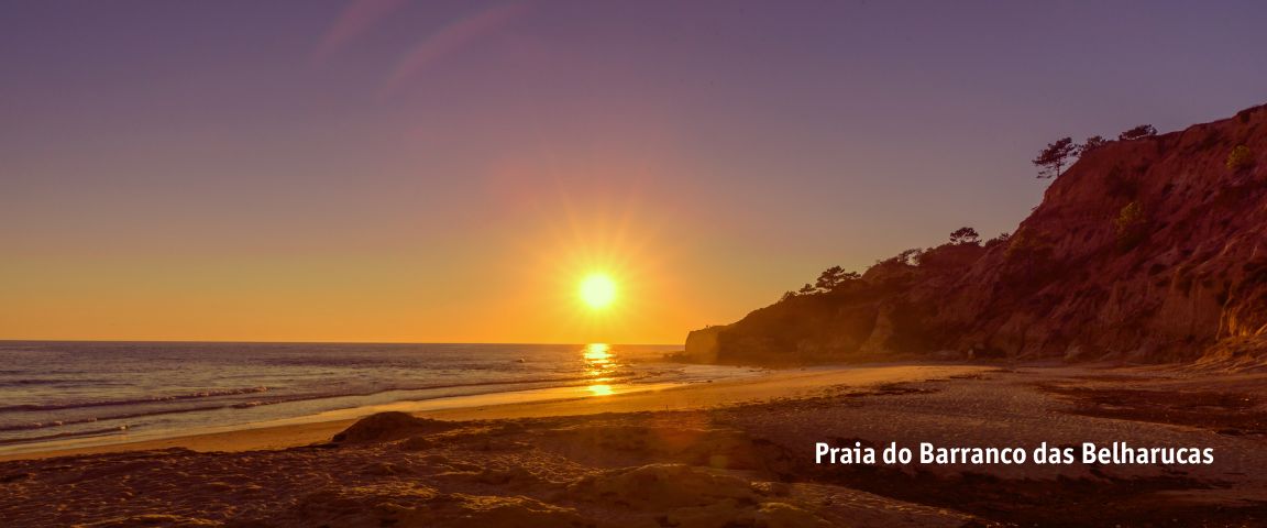 praia do barranco das belharucas algarve sonnenuntergang
